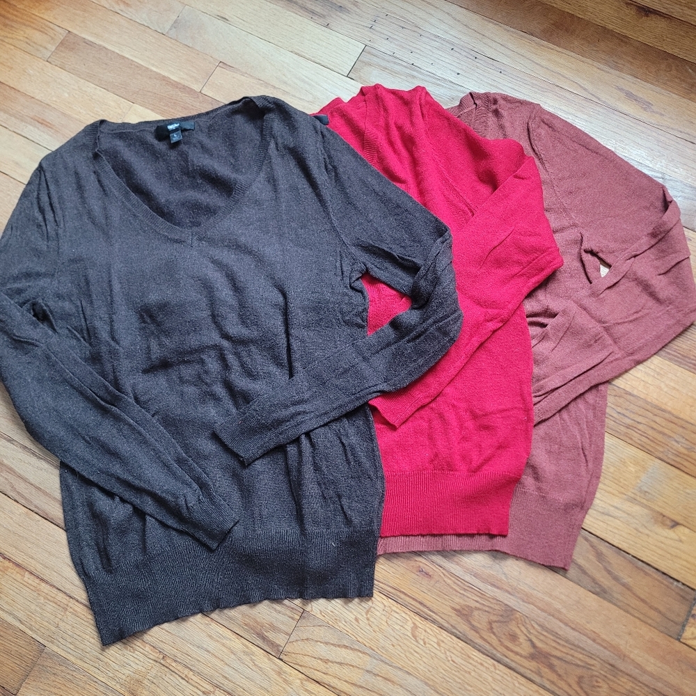Women's Sweater Bundle - Brown, Red, and Rust Orange